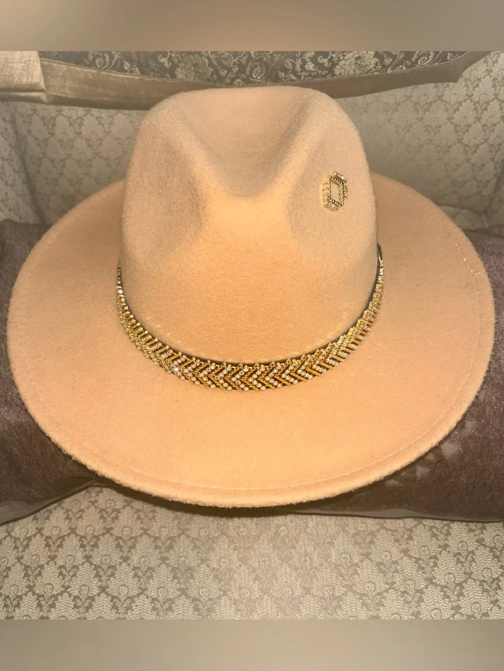 Beige Wide-Brim Fedora Hat with Gold Beaded Band